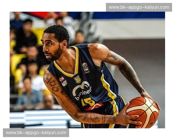 巅峰对决！湖人vs尼克斯直播：当紫金星光闪耀麦迪逊，谁才是篮球最高殿堂的主宰？